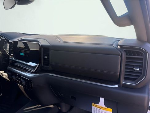 New 2026 Chevrolet Silverado 2500 LT image 16