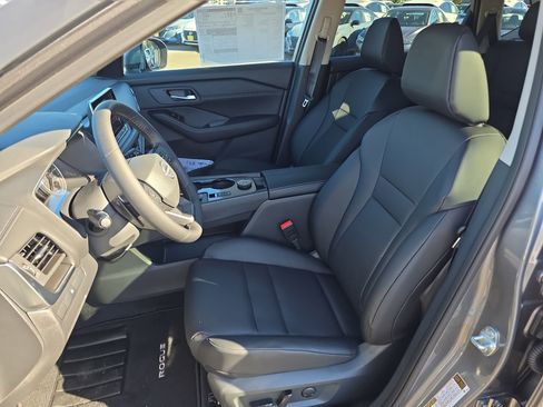 New 2026 Nissan Rogue SV w/ SV Premium Package image 12
