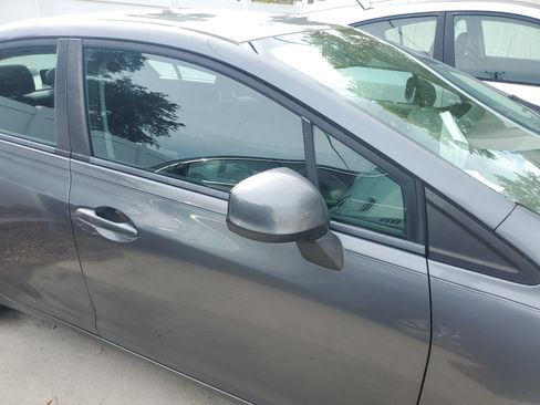 Used 2013 Honda Civic LX image 3