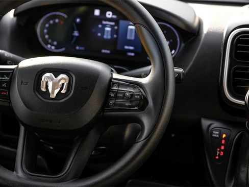 Used 2024 RAM ProMaster 2500 w/ Quick Order Package 22G SLT image 14