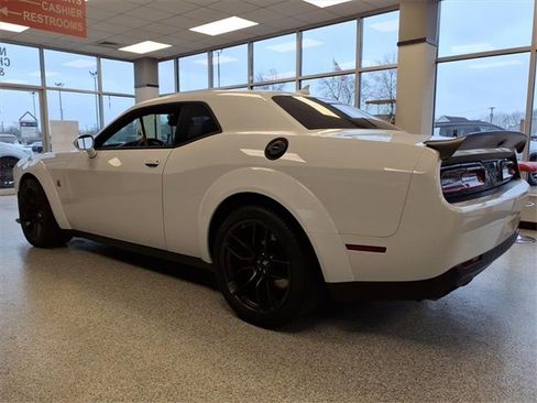 Used 2022 Dodge Challenger R/T Scat Pack image 5