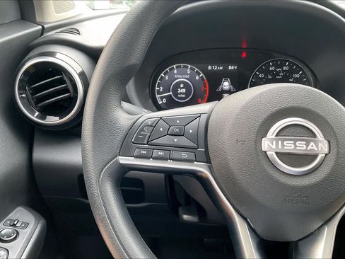 Used 2024 Nissan Kicks SV FWD image 21