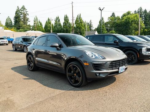 Used 2017 Porsche Macan S AWD/4WD image 27