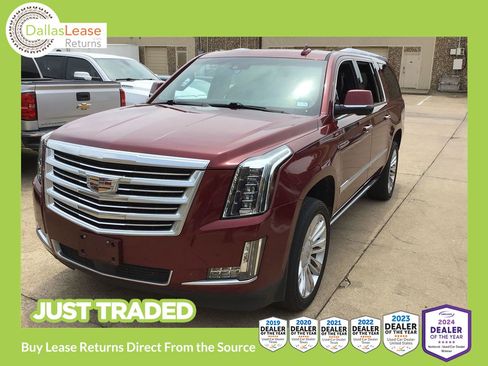 Used 2016 Cadillac Escalade ESV Platinum RWD image 1