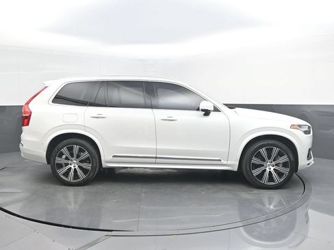 Certified 2025 Volvo XC90 T8 Ultra w/ Protection Package Premier AWD/4WD image 8