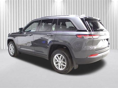 New 2025 Jeep Grand Cherokee Laredo X w/ Luxury Tech Group I image 4