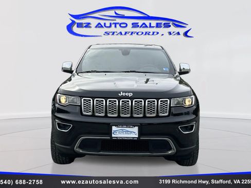 Used 2018 Jeep Grand Cherokee Limited AWD/4WD image 2