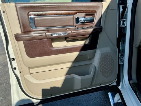 Used 2016 RAM 1500 Laramie Longhorn image 42