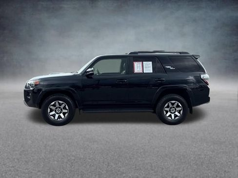 Used 2020 Toyota 4Runner TRD Off-Road Premium w/ Moonroof Package AWD/4WD image 2