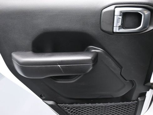 Certified 2019 Jeep Wrangler Unlimited Sport image 12