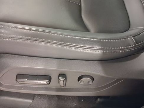 Used 2025 Honda Pilot Touring image 30