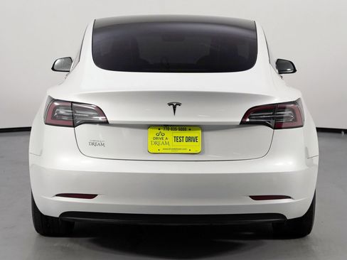 Used 2023 Tesla Model 3 Standard Range image 50