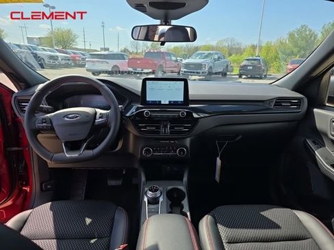 New 2025 Ford Escape ST-Line w/ Cold Weather Package image 30
