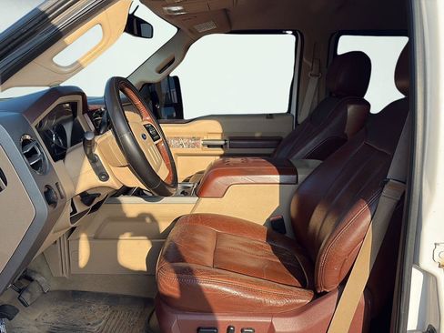 Used 2012 Ford F250 King Ranch w/ King Ranch w/Chrome Pkg AWD/4WD image 2