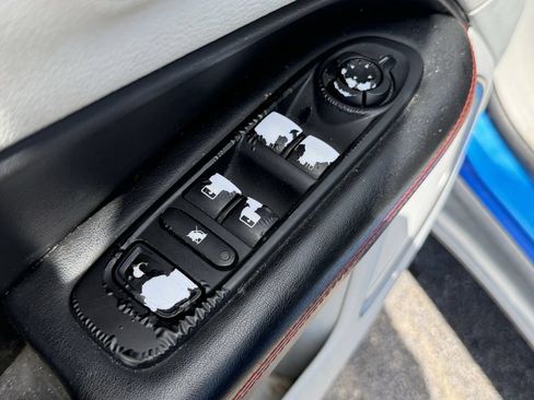 Used 2019 Jeep Compass Limited AWD/4WD image 11