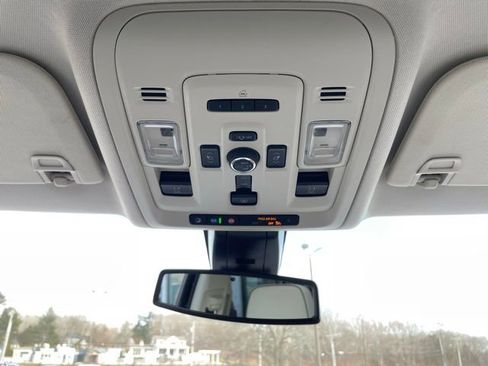 Used 2022 GMC Yukon XL Denali w/ Max Trailering Package AWD/4WD image 23
