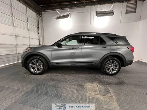 New 2026 Ford Explorer Active w/ Active Comfort Package AWD/4WD image 7