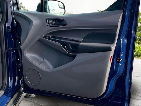 Used 2020 Ford Transit Connect XL image 24