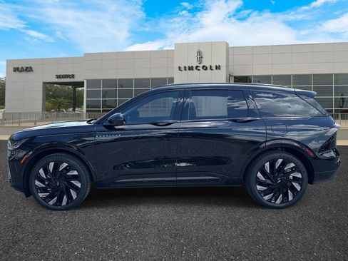New 2026 Lincoln Nautilus Reserve w/ Jet Appearance Package AWD/4WD image 6