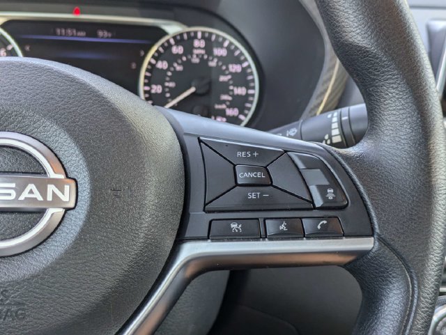 Used 2025 Nissan Sentra SV FWD image 25