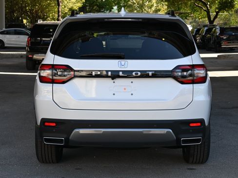 New 2026 Honda Pilot EX-L image 6
