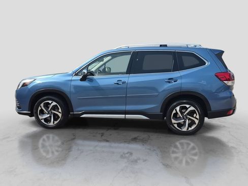 Used 2022 Subaru Forester Touring AWD/4WD image 5