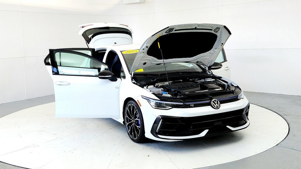 Used 2025 Volkswagen Golf w/ Euro Style Package AWD/4WD image 9