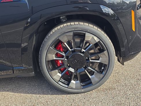 New 2026 BMW XM Label Red image 36