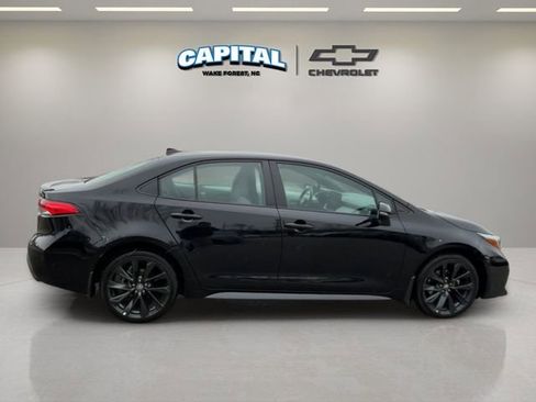 Used 2024 Toyota Corolla SE image 6