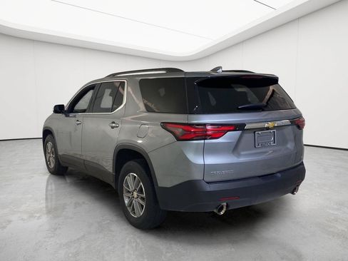 Used 2023 Chevrolet Traverse LT FWD image 4