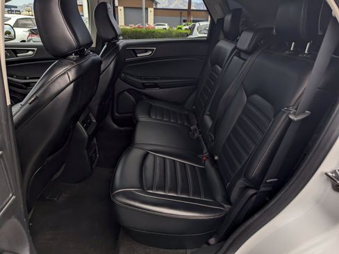 Used 2020 Ford Edge SEL FWD image 8
