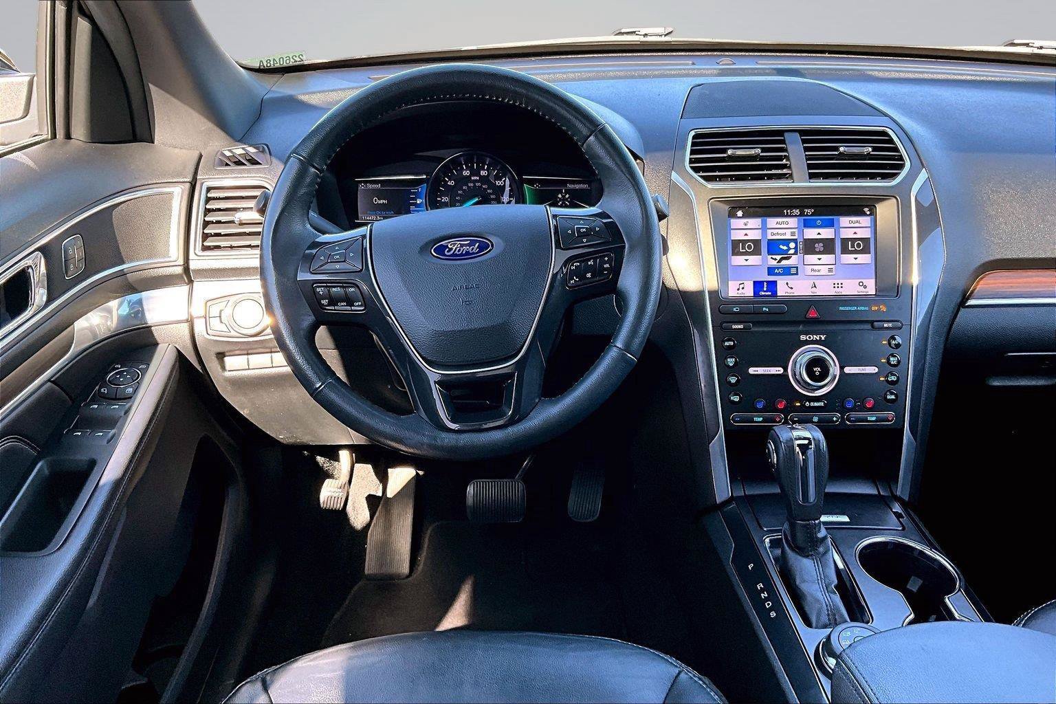 Used 2019 Ford Explorer Limited w/ Class II Trailer Tow Package AWD/4WD image 6