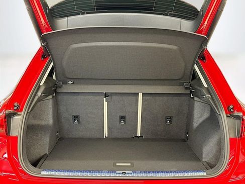 Certified 2025 Audi Q3 2.0T Premium Plus image 21