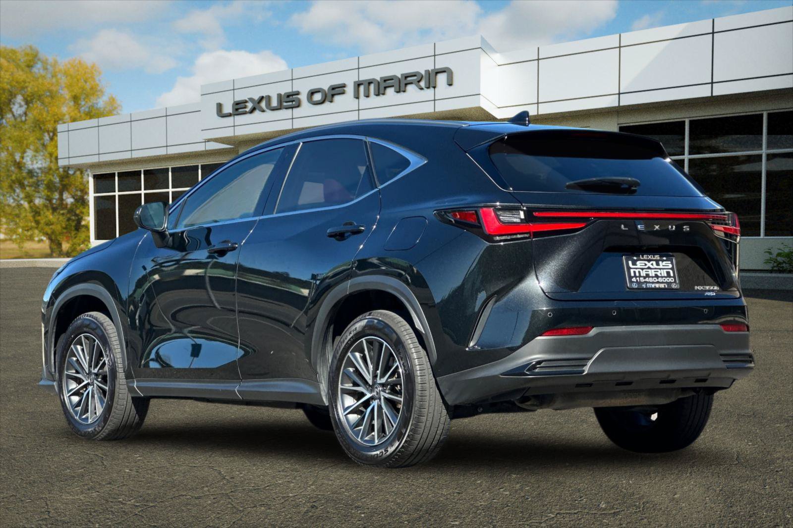 Used 2024 Lexus NX 350h AWD image 3