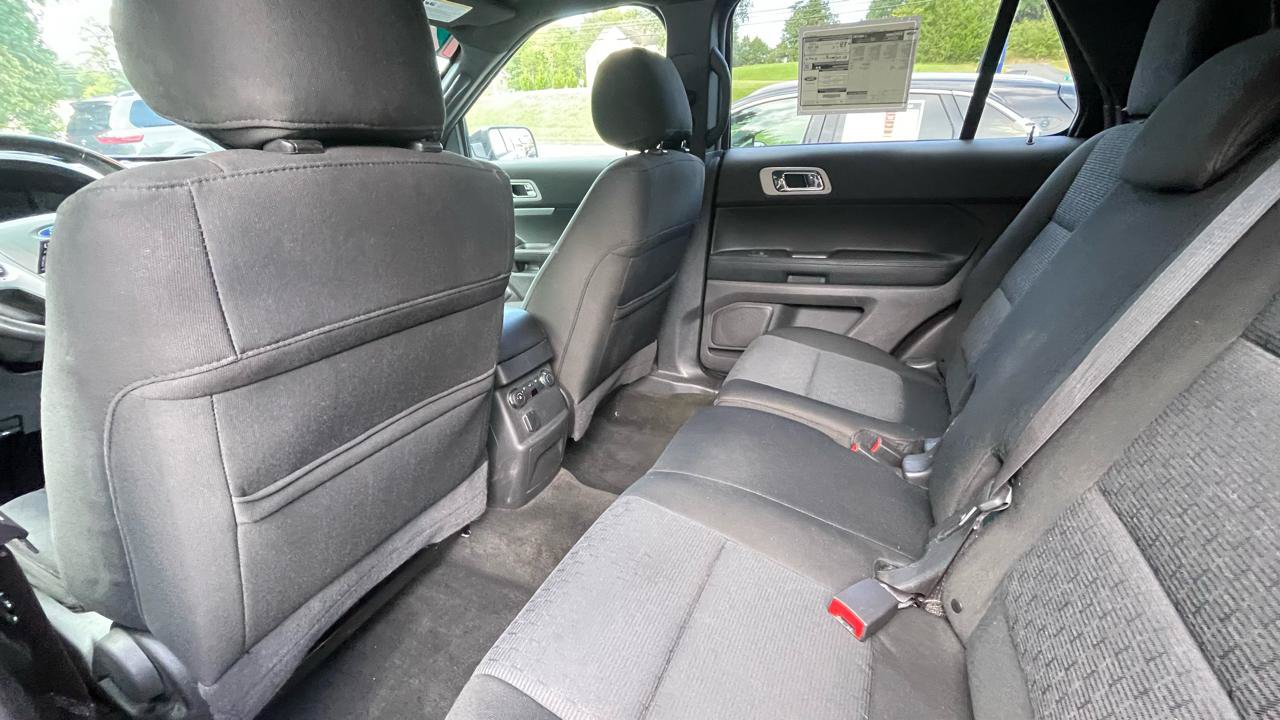 Used 2015 Ford Explorer XLT AWD/4WD image 20