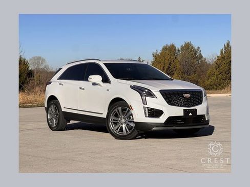 Certified 2025 Cadillac XT5 Premium Luxury w/ Technology Package image 1