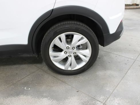 Used 2025 Buick Encore GX Preferred AWD/4WD image 34