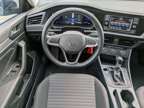 Used 2022 Volkswagen Jetta S FWD image 15