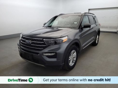 Used 2022 Ford Explorer XLT w/ Equipment Group 202A image 1