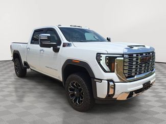 Used 2024 GMC Sierra 2500 Denali w/ Denali Reserve Package AWD/4WD video 1