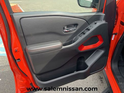 Certified 2025 Nissan Frontier PRO-4X w/ Pro Convenience Package AWD/4WD image 16