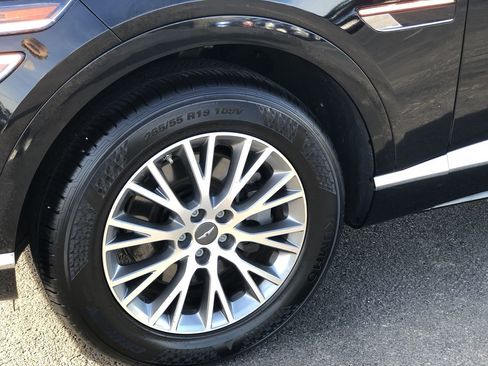 Used 2024 Genesis GV80 2.5T image 2