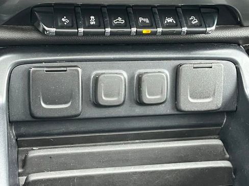 Used 2018 Chevrolet Silverado 1500 LTZ Z71 w/ LTZ Plus Package image 28