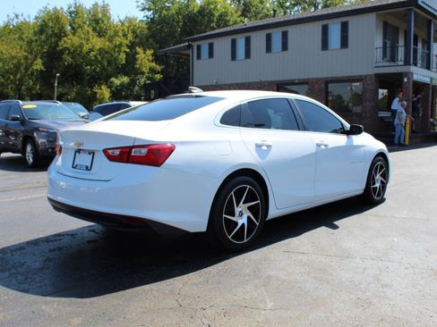 Used 2017 Chevrolet Malibu LS FWD image 5