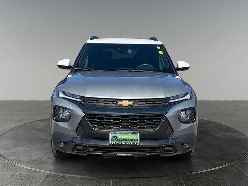 Used 2023 Chevrolet TrailBlazer ACTIV w/ Convenience Package AWD/4WD image 2