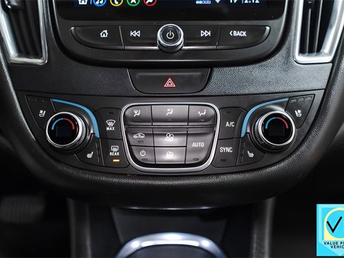 Used 2019 Chevrolet Malibu Premier image 15