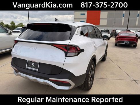 Certified 2025 Kia Sportage EX image 4