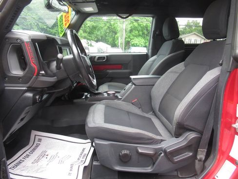 Used 2021 Ford Bronco Big Bend w/ Sasquatch Package AWD/4WD image 22