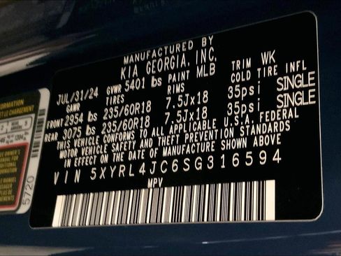 New 2025 Kia Sorento S FWD image 13