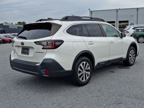 Used 2020 Subaru Outback Premium w/ Popular Package #1 AWD/4WD image 7